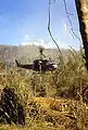 Un UH-1 Iroquois utilisé comme ambulance durant la guerre du Viêt Nam.