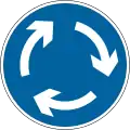 Mini-rond point (céder la place à la circulation à partir de la droite immédiate)