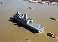 L'USS New Orleans quitte le chantier naval Avondale (5 mars 2007).