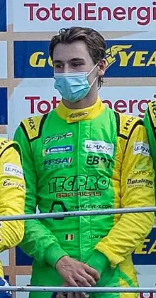 Description de l'image Ugo de Wilde @ 2021 4 Hours of Monza - LMP3 podium (cropped).jpg.