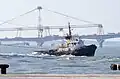 Un remorqueur en action au port de commerce de La Rochelle-La Pallice.