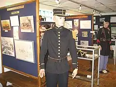 Uniforme d'officier avant 1914 des troupes coloniales au Musée du 2e de marine