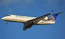 Un CRJ-200 de SkyWest en 2018 opérant pour United Express