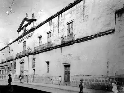 Ancienne façade de l'université