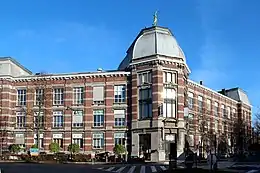 Institut commercial des industriels du Hainaut à Mons