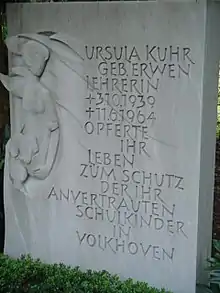 Stèle d'Ursula Kuhr (1939-1964), une des victimes du massacre de Cologne, le 11 juin 1964.