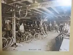 Atelier de cycles Peugeot de Beaulieu en 1898