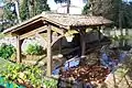 Lavoir près de la collégiale (nov. 2011)