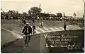 Défilé des vieilles gloires le 13 juin 1909 au vélodrome roubaisien.