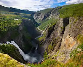 Cascade Vøringfossen, attraction touristique gratuite la plus visitée de Norvège.