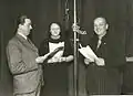 Émission de radio vers 1940 avec Jan Vavřík-Rýz (cs), Anna Kreuzmannová (cs) et Josef Skupa.