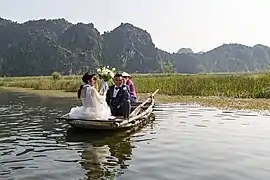 Mariés sur les flots.
