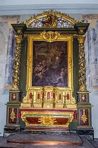 Le retable de saint Venance et le maître-autel.