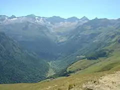 En bas la vallée du Lys vue depuis Superbagnères.