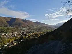 La vallée de la Gresse en direction du sud depuis les flancs de la montagne d'Uriol.