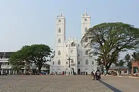 Image illustrative de l’article Basilique Notre-Dame-de-Rédemption de Vallarpadam