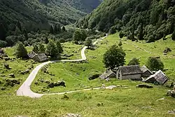 Panorama de la vallée près du lieu-dit Piedelpiaggio