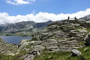 Le lac Supérieur avec le refuge des Merveilles.