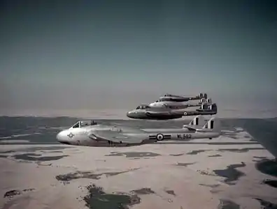 Vampire FB9s 213 Sqn RAF au dessus de l'Égypte en 1952