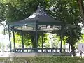 Le kiosque à musique.