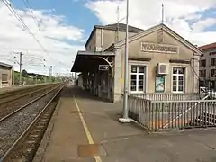 La gare, côté quais.