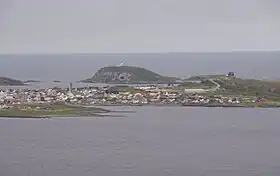 Panorama de Vardøya, vue depuis le continent européen.