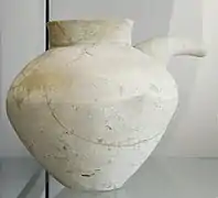 Vase en terre cuite, v. 3500–2900 av. J.-C., Tello (Girsu). Musée du Louvre.