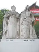 Sa statue dans le groupe des princes moldaves à Iasi.