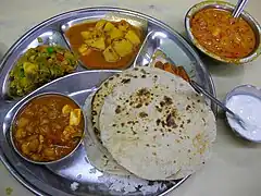 Un thali marathi.