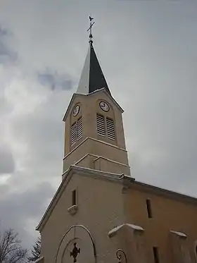 Clocher de l'église Saint-Blaise en hiver.