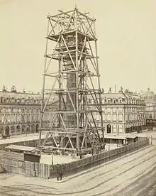 Reconstruction de la colonne, en 1873.