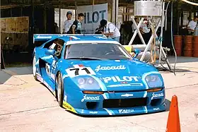 La Venturi 600 LM no 71 du team Pilot/Jacadi, engagée aux 1000 km de Suzuka en août 1994 (Championnat BPR), pilotée par Michel Ferté et Éric Hélary.