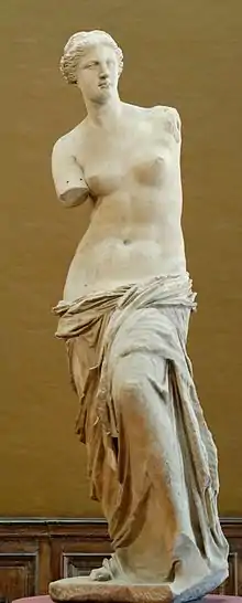 Vénus de Milo. Marbre,H. 2 m. Époque hellénistique, vers 150-130 av. J.-C.. Louvre
