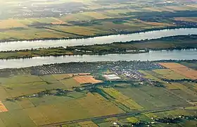 Verchères et les îles de Verchères (au centre du fleuve Saint-Laurent).