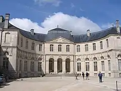 Le palais épiscopal à Verdun, Centre Mondial de la Paix.