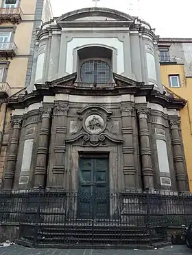 L’Église Santa Maria Succurre Miseris ai Vergini de Naples