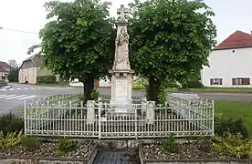 Monument aux morts.