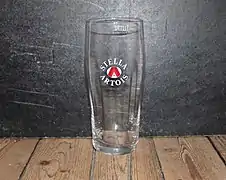 Verre à bière Stella Artois 1 Litre.