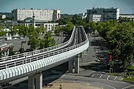 L'ensemble du viaduc entre la station et la trémie à Bellefontaine.