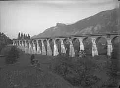 Photographie du viaduc prise par Émile Duchemin entre 1890 et 1914.