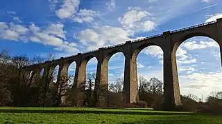 Le viaduc de Barbin.