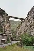 Le viaduc de Saorge de la ligne de chemin de fer vers Tende.