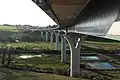 Vue du Viaduc depuis la culée est, sous le tablier. L'état de l'ouvrage reste inchangé aujourd'hui.