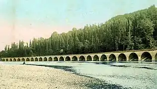 Vue partielle du viaduc du Mignon en 1903.