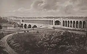 Le viaduc d'Auteuil. La gare du Point-du-Jour est visible en arrière-plan.