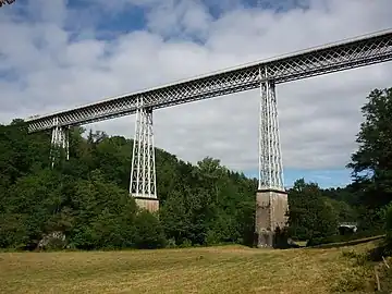 Viaduc ferroviaire - Busseau-sur-Creuse.