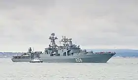 Lanceurs de missiles SS-N-14 Silex à bord du navire de classe Udaloy Vice Amiral Kulakov, arrivant à la base navale de Portsmouth, Royaume-Uni, au mois d'août 2012.