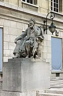 Victor Hugo (1901), Paris, Sorbonne.