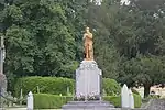 Poilu au repos (monument aux morts)