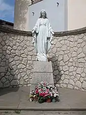 Vue de la statue de la Vierge, l'Immaculée Conception